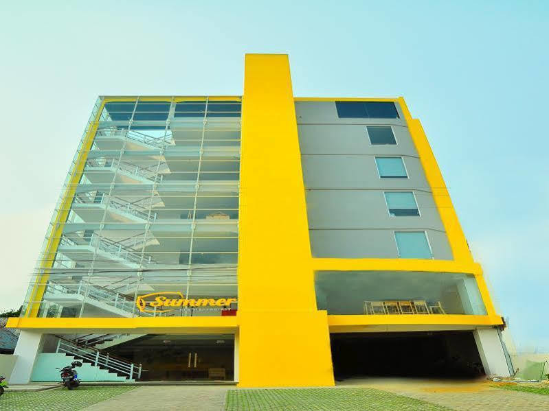 Summer Bed & Breakfast Banjarmasin  Εξωτερικό φωτογραφία